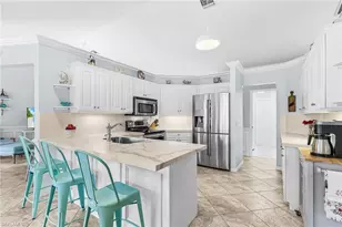 590 Lambton Ln, Naples, FL 34104 - Photo 12