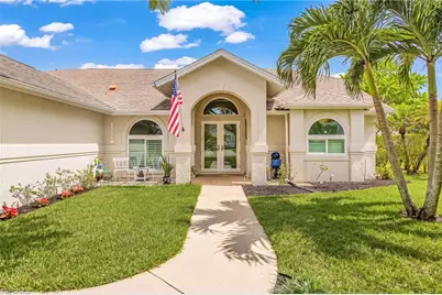 590 Lambton Ln, Naples, FL 34104 - Photo 4