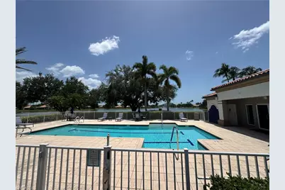 4402 Novato Ct, Naples, FL 34109 - Photo 36