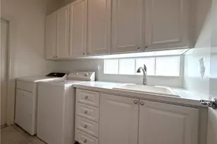4402 Novato Ct, Naples, FL 34109 - Photo 18