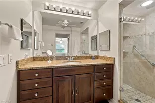470 Country Hollow Ct, Naples, FL 34104 - Photo 24