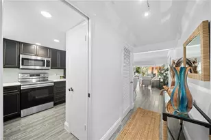 280 2nd Ave S, Naples, FL 34102 - Photo 2