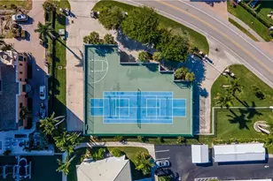 10701 Gulf Shore Dr, Naples, FL 34108 - Photo 32