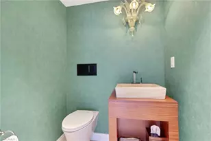 10701 Gulf Shore Dr, Naples, FL 34108 - Photo 18