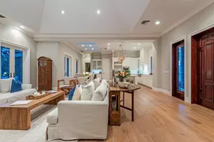 131 3rd St N, Naples, FL 34102 - Photo 6