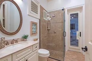 131 3rd St N, Naples, FL 34102 - Photo 18