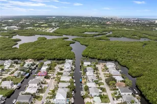 1282 Venetian Way, Naples, FL 34110 - Photo 44