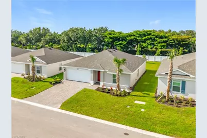 14168 Hemingway Oaks Trl, Fort Myers, FL 33905 - Photo 4