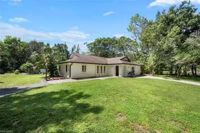 5750 Westport Ln, Naples, FL 34116 - Photo 6