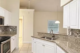 403 SE 22nd St, Cape Coral, FL 33990 - Photo 6