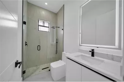 3304 18th St SW, Lehigh Acres, FL 33976 - Photo 12
