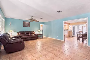 6200 Sea Grass Ln, Naples, FL 34116 - Photo 2