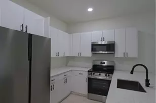 2216 Kenneth Ave S, Lehigh Acres, FL 33973 - Photo 6