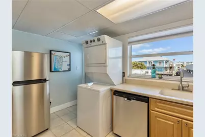 1100 8th Ave S #204A, Naples, FL 34102 - Photo 8