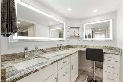 4005 Gulf Shore Blvd N #904, Naples, FL 34103 - Photo 14