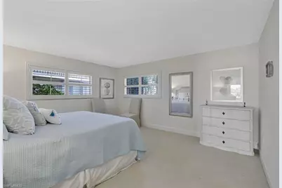 222 Harbour Dr #407, Naples, FL 34103 - Photo 12