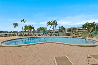 222 Harbour Dr #407, Naples, FL 34103 - Photo 18