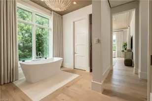 2231 Forrest Ln, Naples, FL 34102 - Photo 6