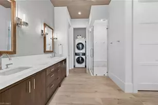 2231 Forrest Ln, Naples, FL 34102 - Photo 20