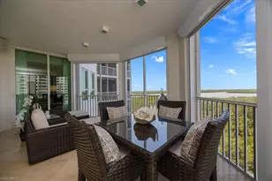 285 Grande Way, Naples, FL 34110 - Photo 24