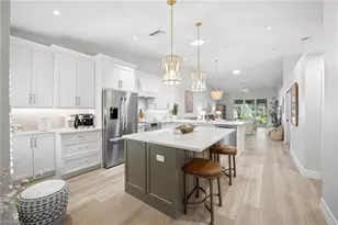 8089 San Vista Cir, Naples, FL 34109 - Photo 2