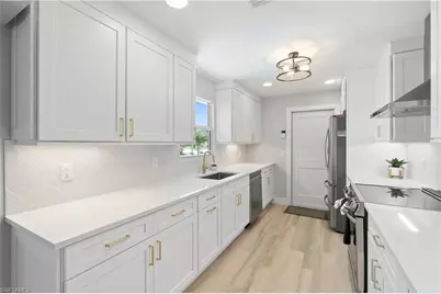 5161 Williams Dr, Fort Myers Beach, FL 33931 - Photo 8