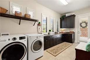 3987 Brynwood Dr, Naples, FL 34119 - Photo 34