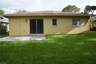 735 98th Ave N, Naples, FL 34108 - Photo 16