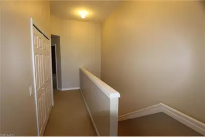 1056 Hampton Cir, Naples, FL 34105 - Photo 10