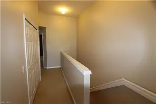 1056 Hampton Cir, Naples, FL 34105 - Photo 10