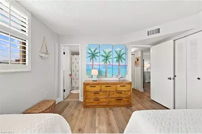 9375 Gulf Shore Dr #501, Naples, FL 34108 - Photo 34