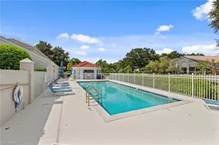 168 Livermore Ln, Naples, FL 34119 - Photo 32