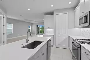 4636 Skysail Dr, Naples, FL 34120 - Photo 8