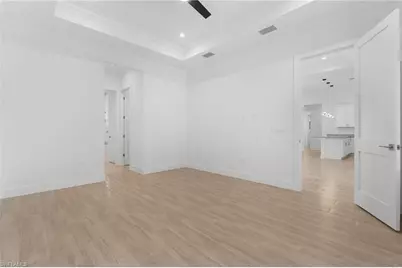 887 6th St SE, Naples, FL 34117 - Photo 10
