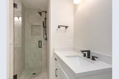 5520 Cynthia Ln, Naples, FL 34112 - Photo 14