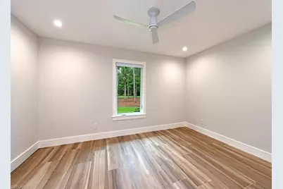 5520 Cynthia Ln, Naples, FL 34112 - Photo 16