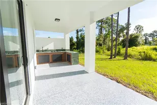 818 Columbus Ave, Lehigh Acres, FL 33972 - Photo 50