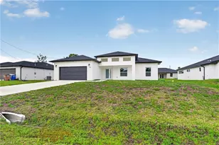 454 Mercedes Ct, Lehigh Acres, FL 33972 - Photo 1