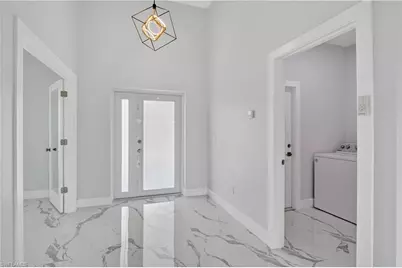 454 Mercedes Ct, Lehigh Acres, FL 33972 - Photo 8