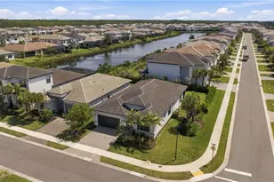 12219 Red Pne Pl, Estero, FL 33928 - Photo 4