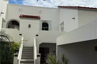 625 Beachwalk Cir, Naples, FL 34108 - Photo 1