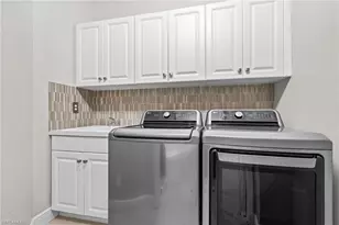 6305 Wilshire Pines Cir, Naples, FL 34109 - Photo 18