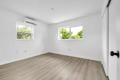 2423 Jeffcott St, Fort Myers, FL 33901 - Photo 16