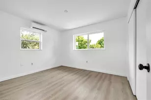 2423 Jeffcott St, Fort Myers, FL 33901 - Photo 16
