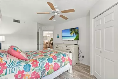 8960 Colonnades Ct E #915, Bonita Springs, FL 34135 - Photo 14