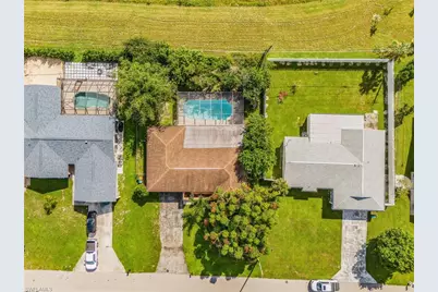 3142 41st St SW, Naples, FL 34116 - Photo 2