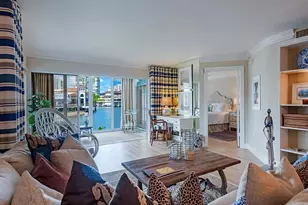 205 Park Shore Dr, Naples, FL 34103 - Photo 2