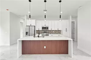 2348 72nd Ave NE, Naples, FL 34120 - Photo 10