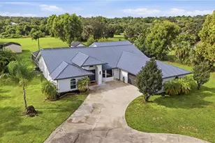 260 20th Ave NE, Naples, FL 34120 - Photo 2