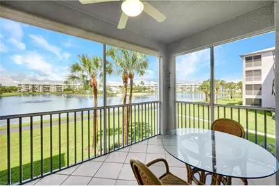 16615 Lake Circle Dr #427, Fort Myers, FL 33908 - Photo 2